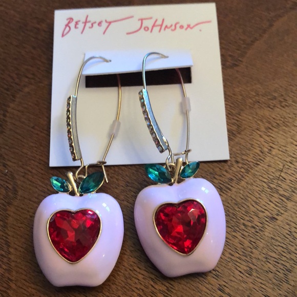Authentic Betsy Johnson Pierced Earrings. New with tag. - Picture 3 of 12